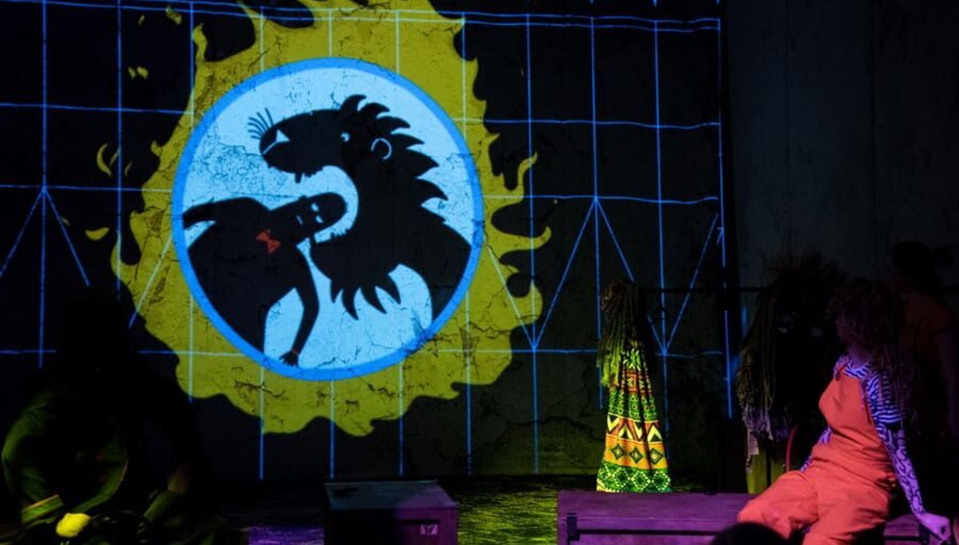 «Каникулы Бонифация»
Спектакль