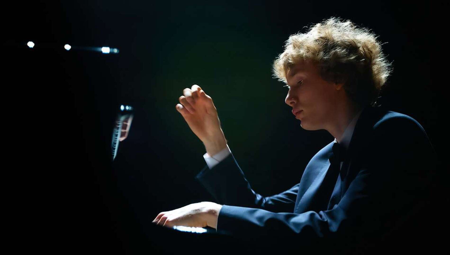 МГАСО, Иван Никифорчин, Иван Бессонов