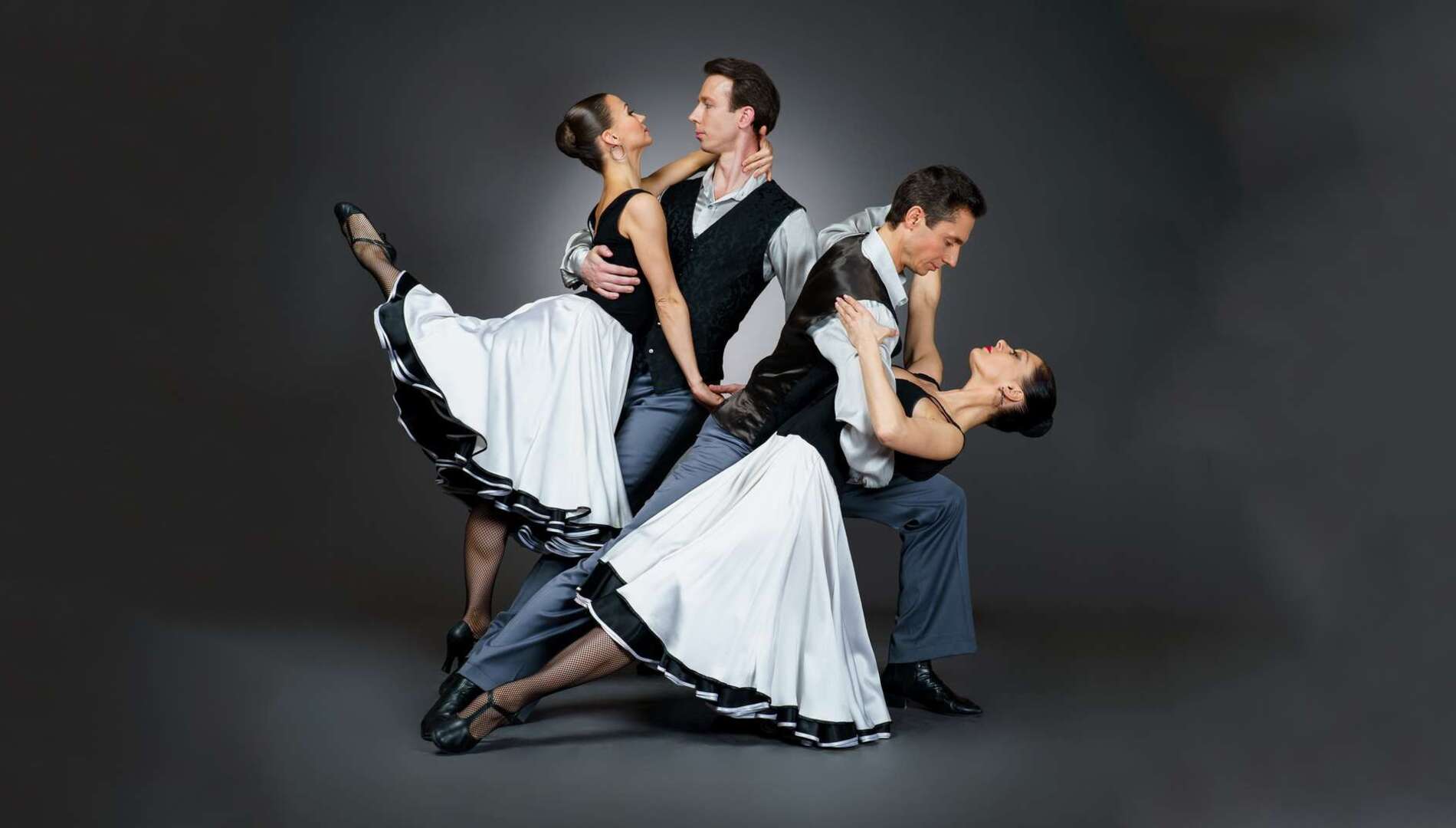 Государственный академический
ансамбль народного танца
имени Игоря Моисеева