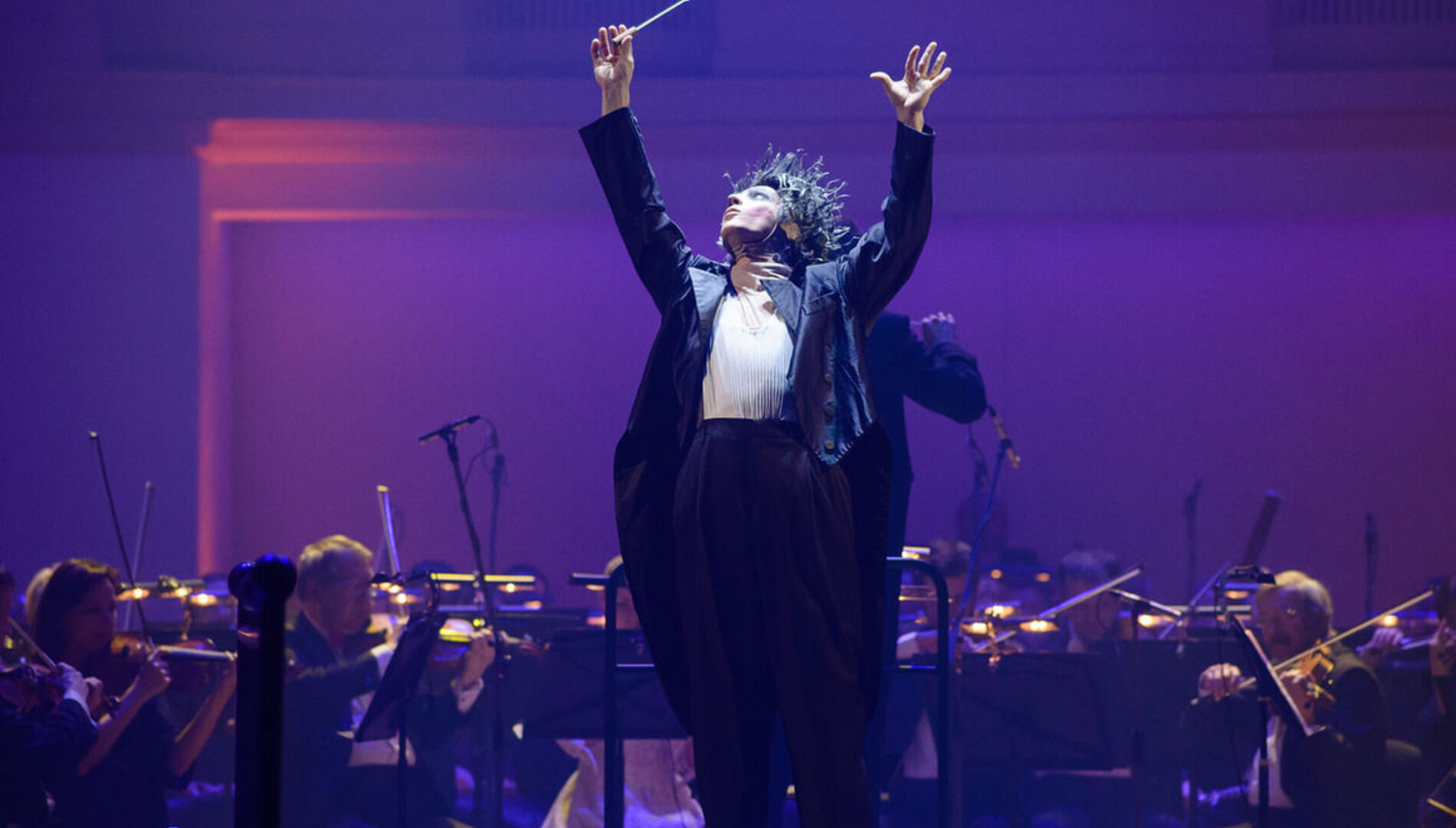 Новогодняя сказка для Ёжика с оркестром
 Фестиваль новогодних каникул «Ёлка»