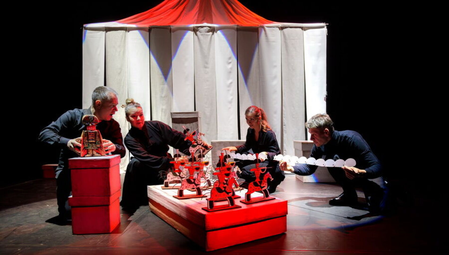 Спектакль «Щелкунчик» 
Фестиваль новогодних каникул «Ёлка»