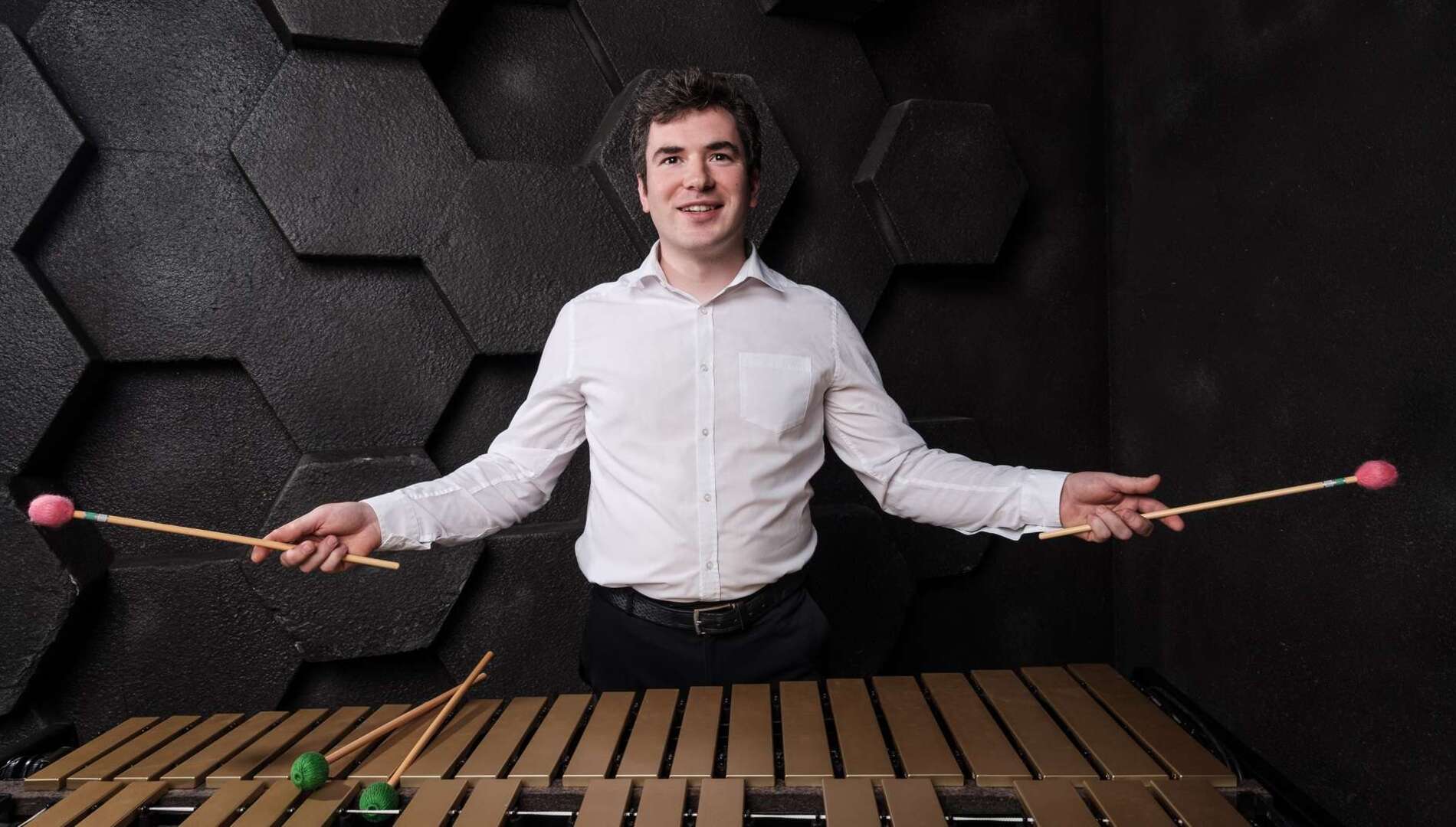 In croce (2-й год цикла).
Памяти Софии Асгатовны Губайдулиной 
и Валентины Николаевны Холоповой