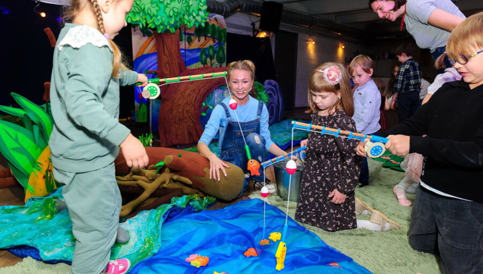 Сказка реки
Бэби-спектакль