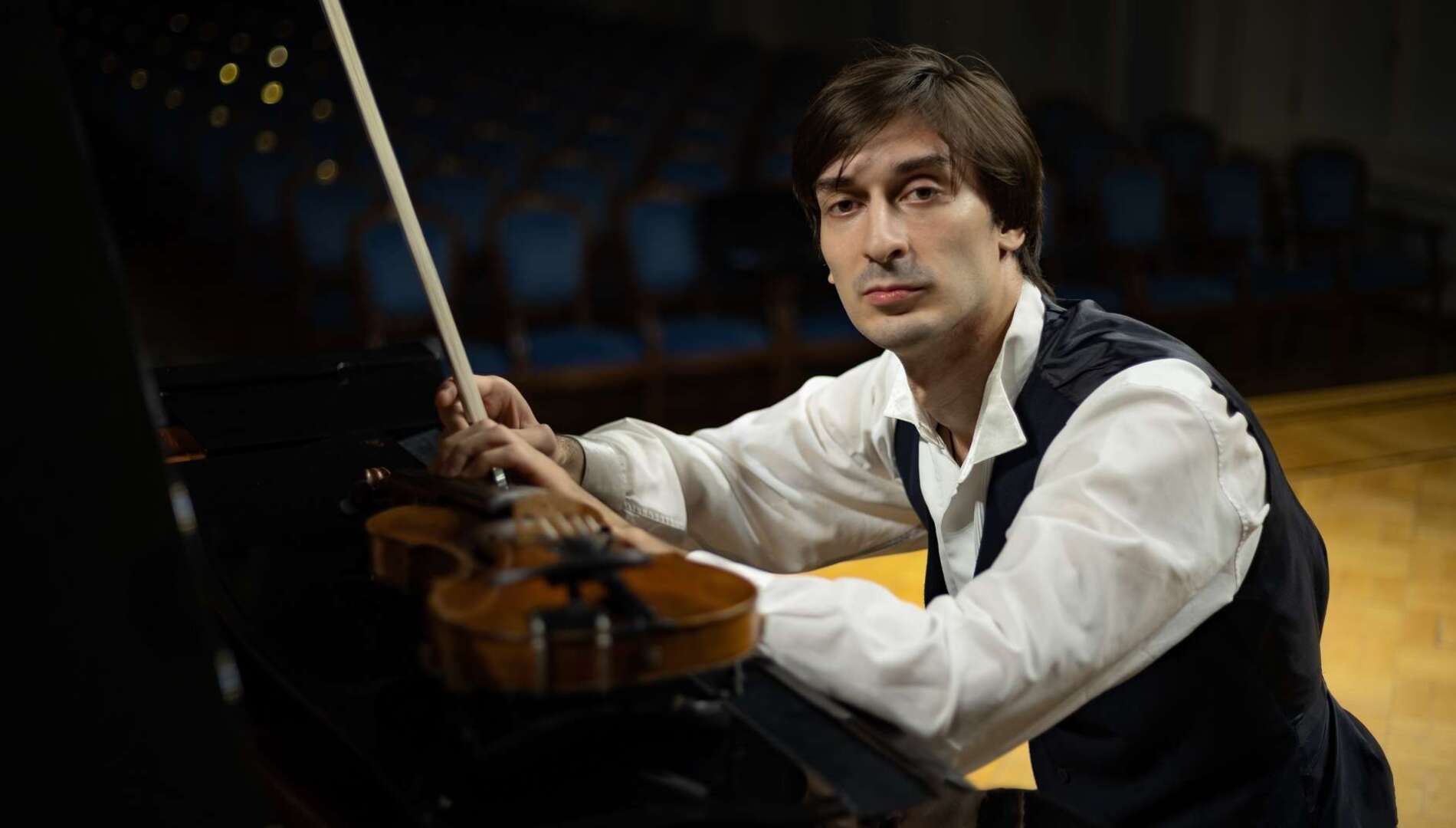 In croce (2-й год цикла).
Памяти Софии Асгатовны Губайдулиной 
и Валентины Николаевны Холоповой