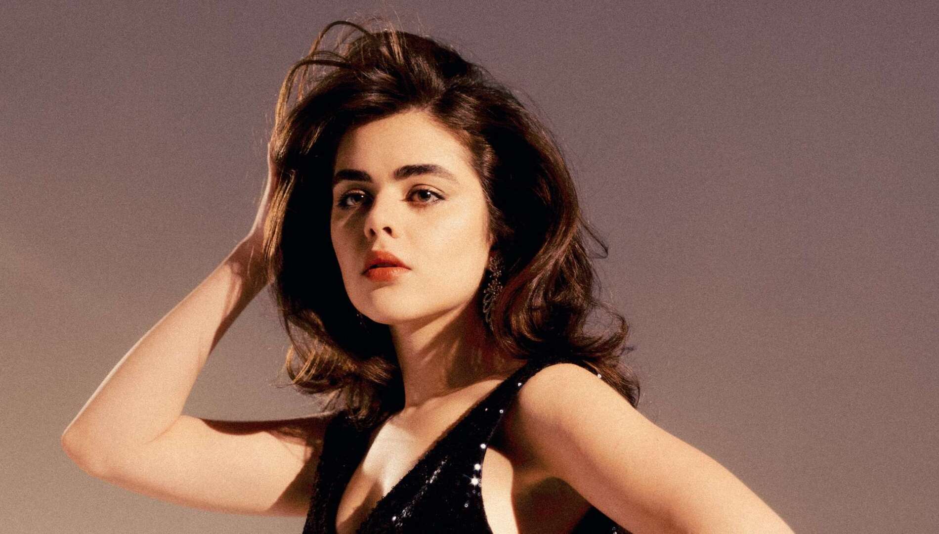 Эльнара Караханова