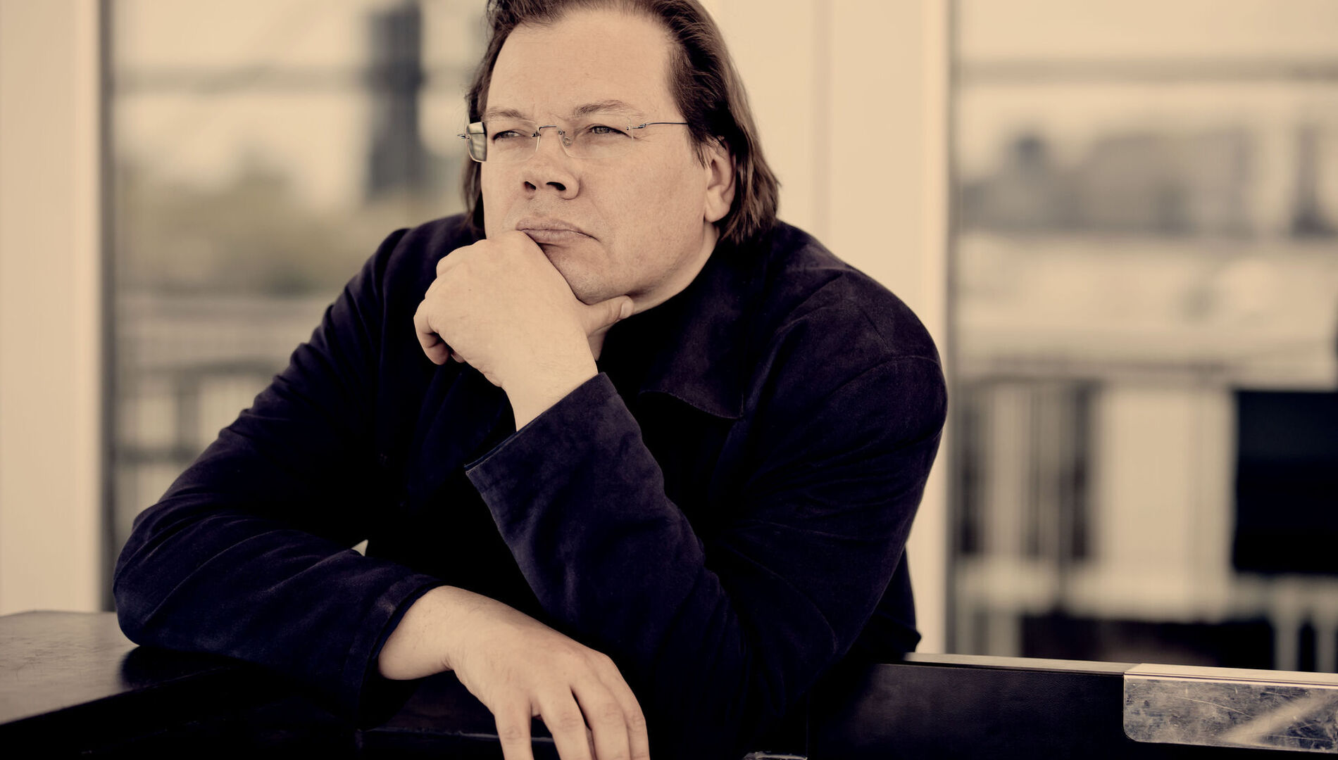 Александр Ведерников