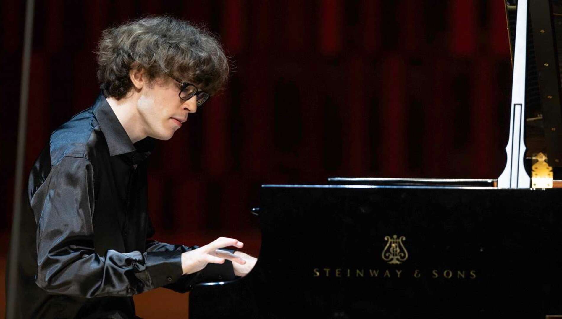 Александр Князев