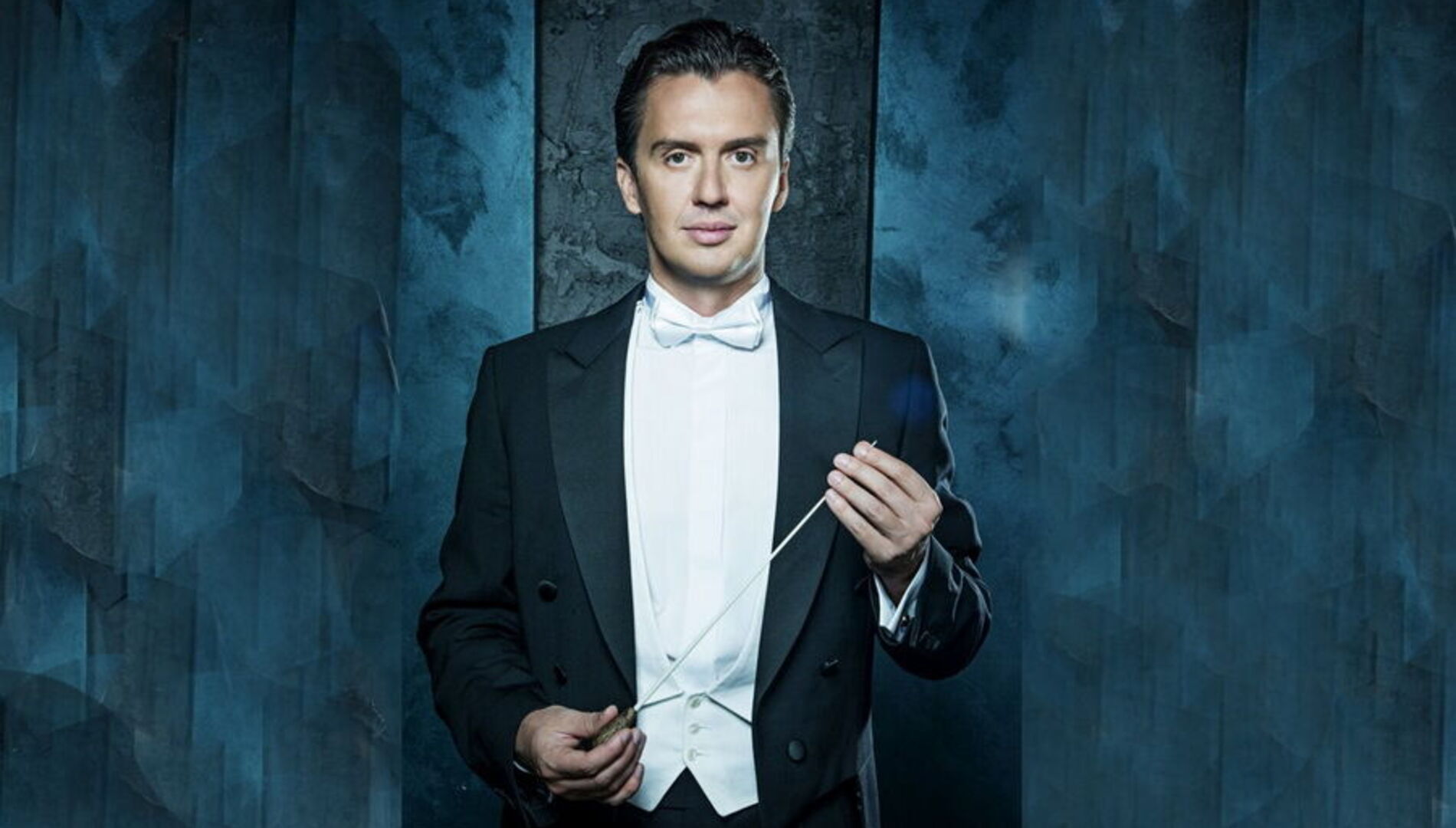 Денис Власенко