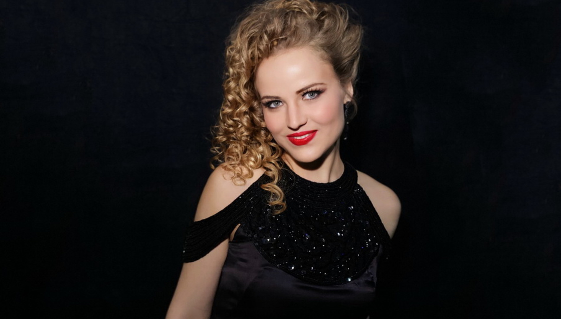 Александра Соколова