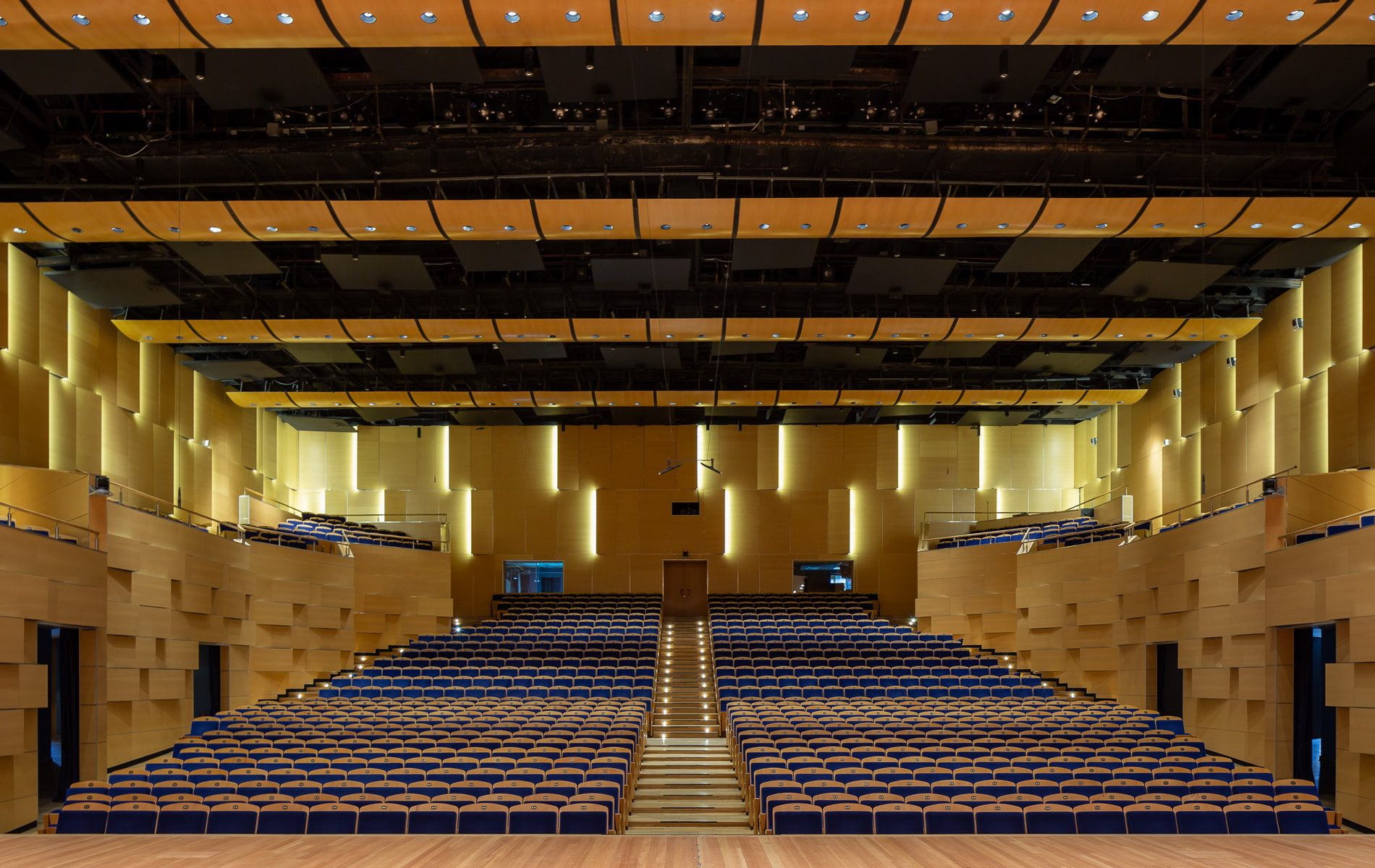 Сцена зала Рахманинова