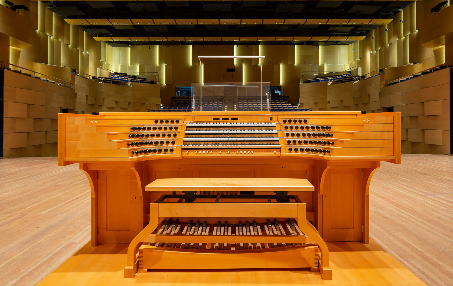 Сцена зала Рахманинова